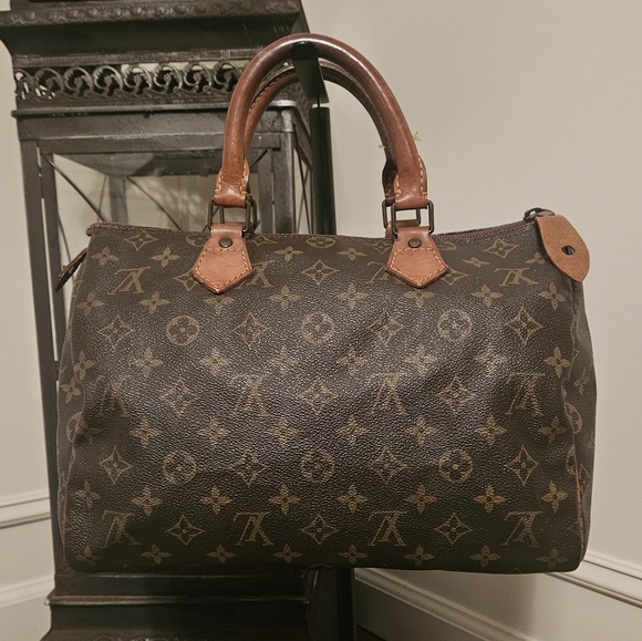 Louis Vuitton Monogram Speedy 30 - Picture 1 of 17